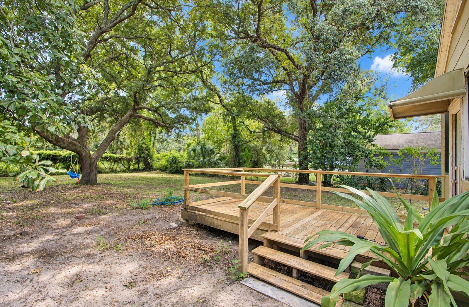 1565 Mulberry