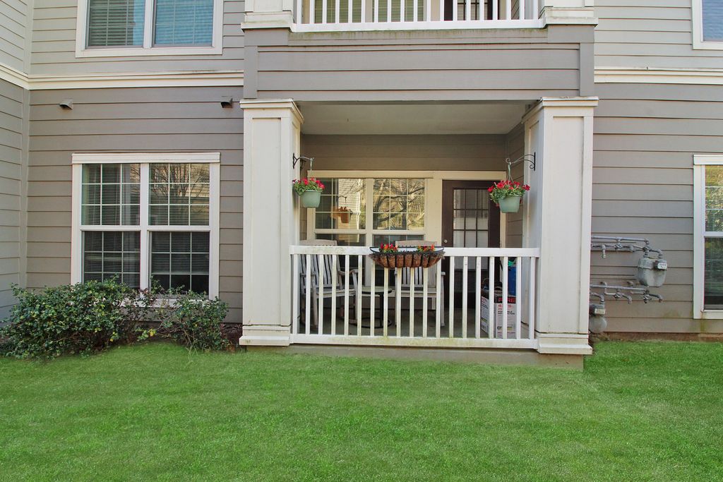 Photo of 700 Daniel Ellis Drive #Apt 12102, Charleston, SC 29412 (MLS # 26007982)