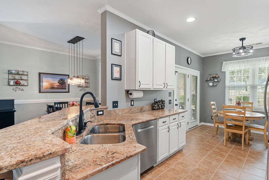 Photo of 9761 Stockport Circle, Summerville, SC 29485 (MLS # 26005876)