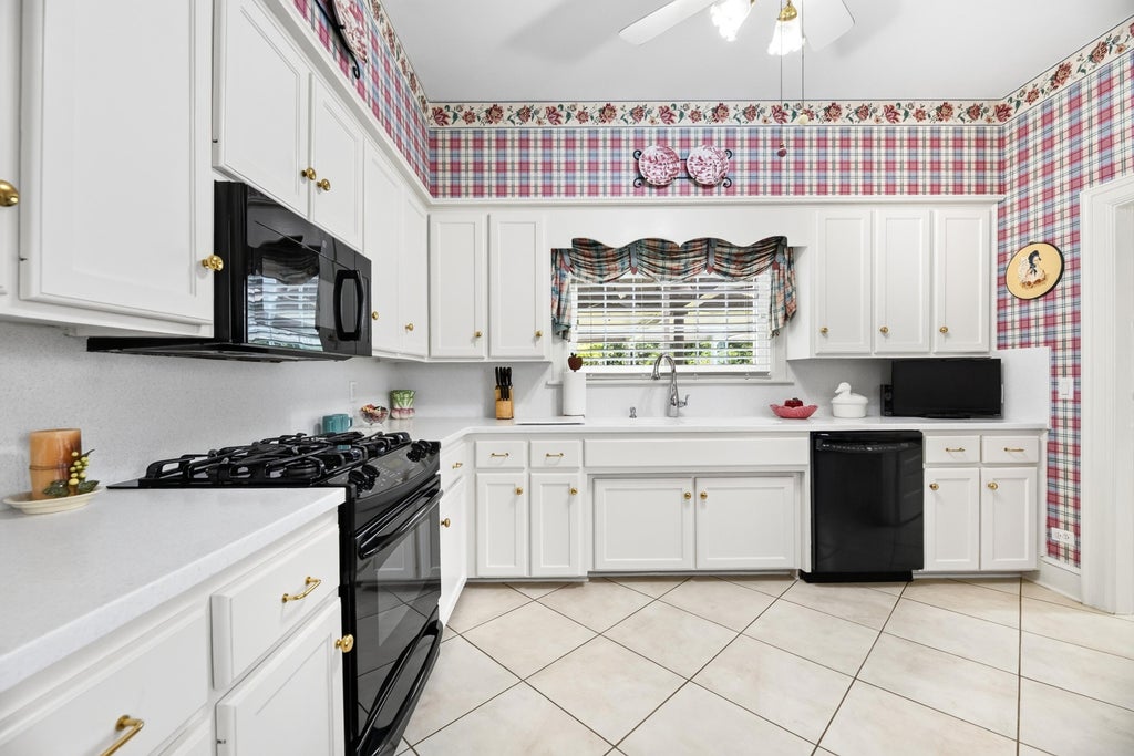 Photo of 2418 Broughton Street, Orangeburg, SC 29115 (MLS # 26022502)