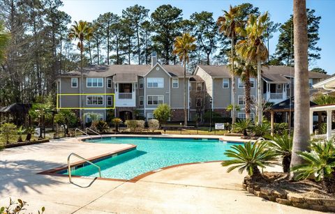 188 Midland Parkway Apt 105 Summerville SC 29485