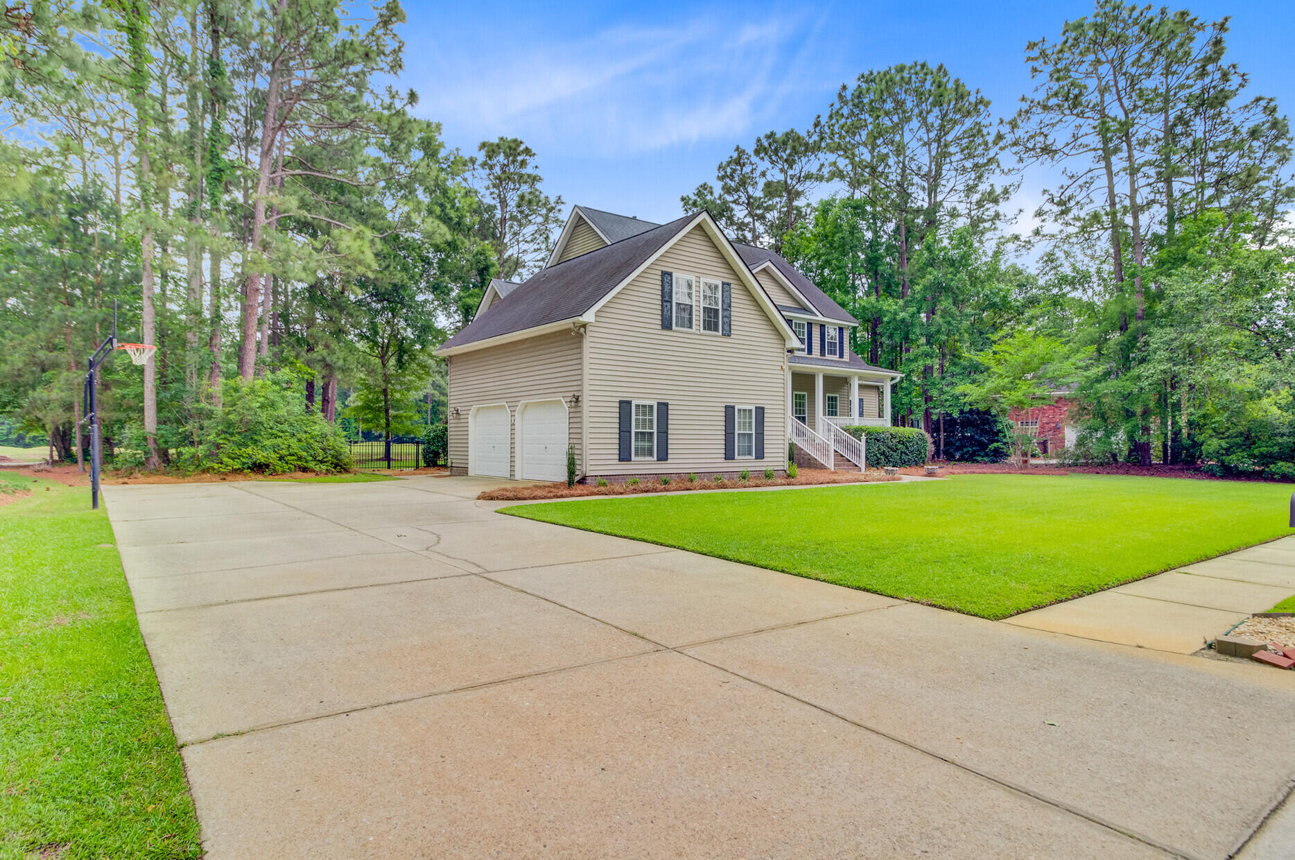204 Bellerive Lane