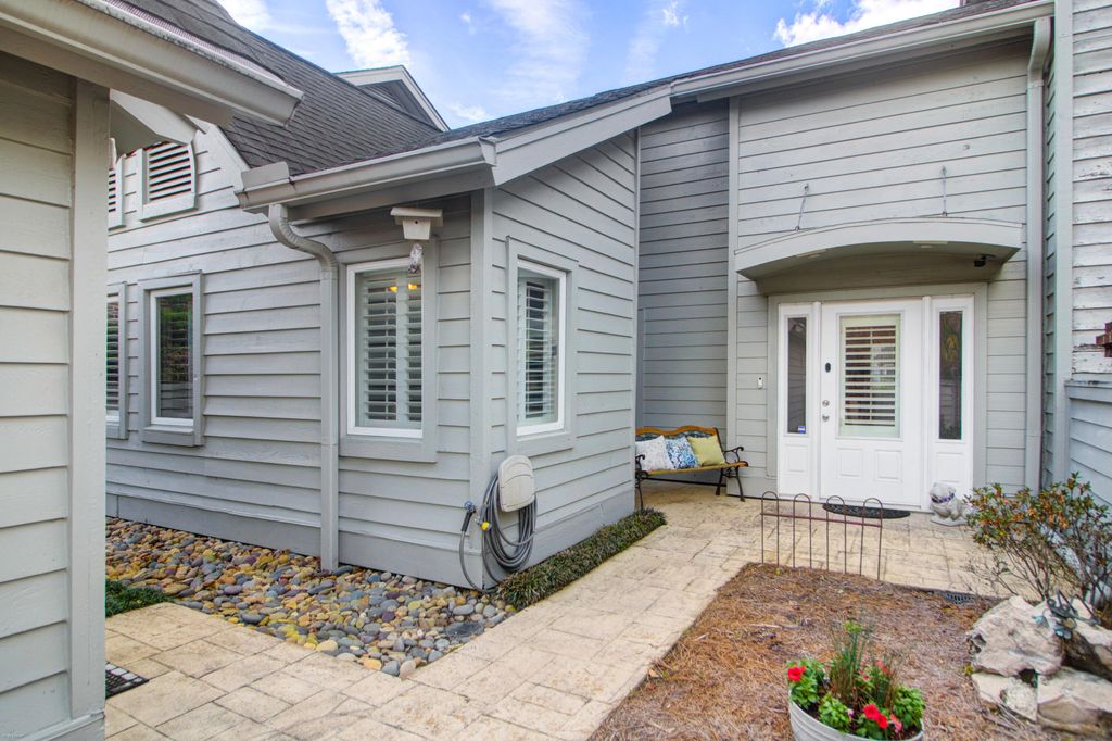Photo of 7 Duffers Court #C, Charleston, SC 29414 (MLS # 26007689)