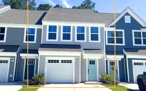 1052 Crescent Cove Lane Summerville SC 29483