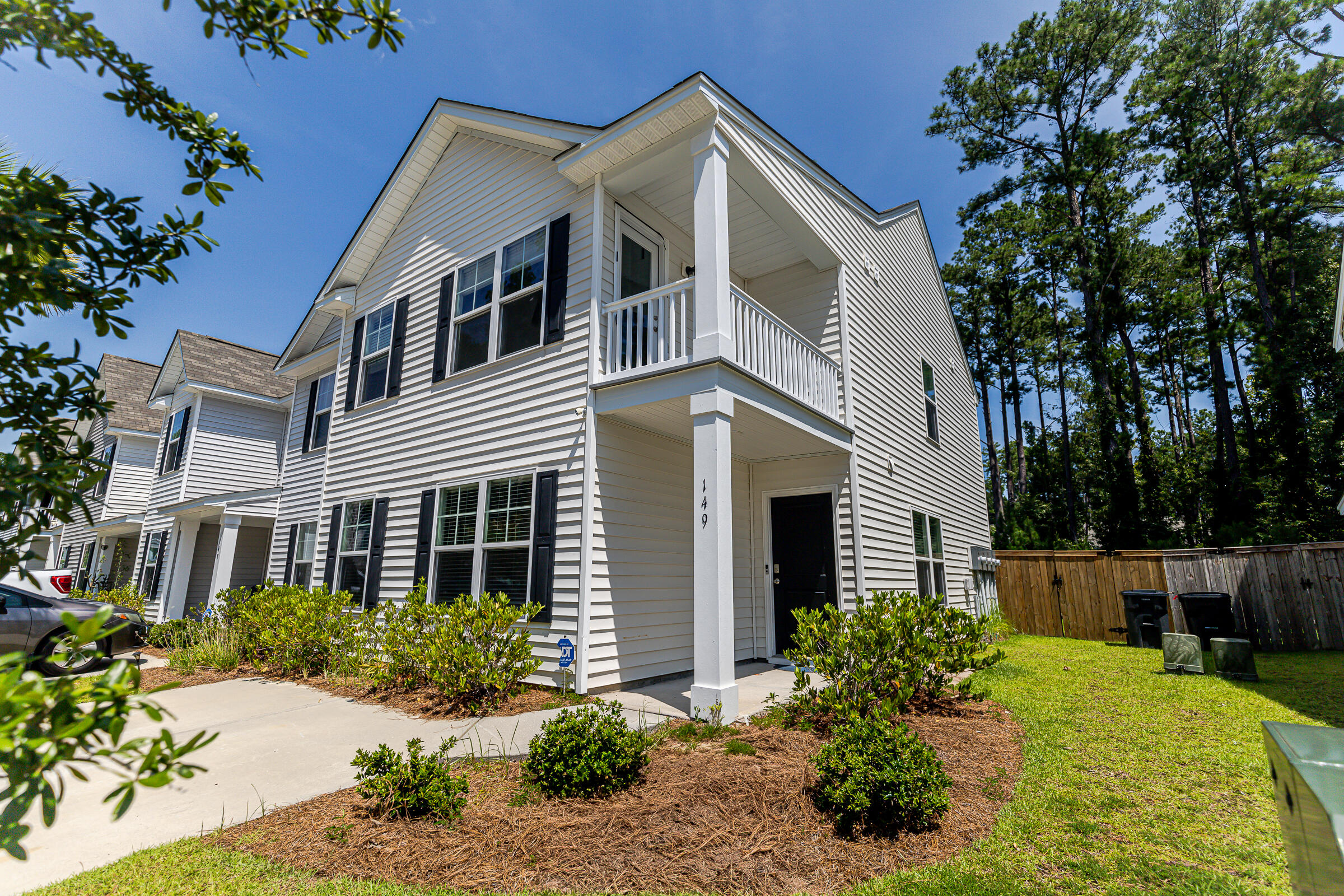 View Summerville, SC 29485 townhome