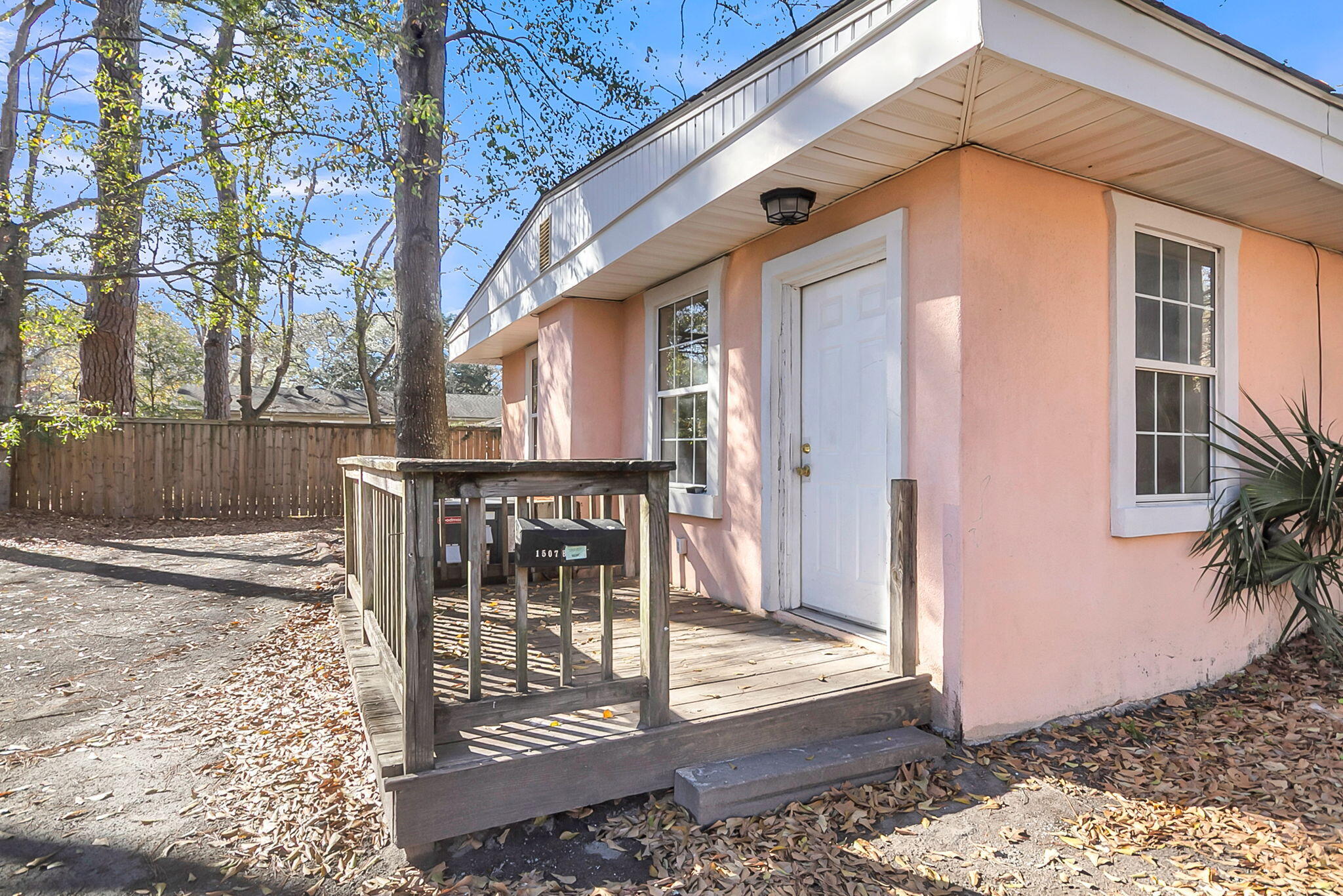 1507 Evergreen Street