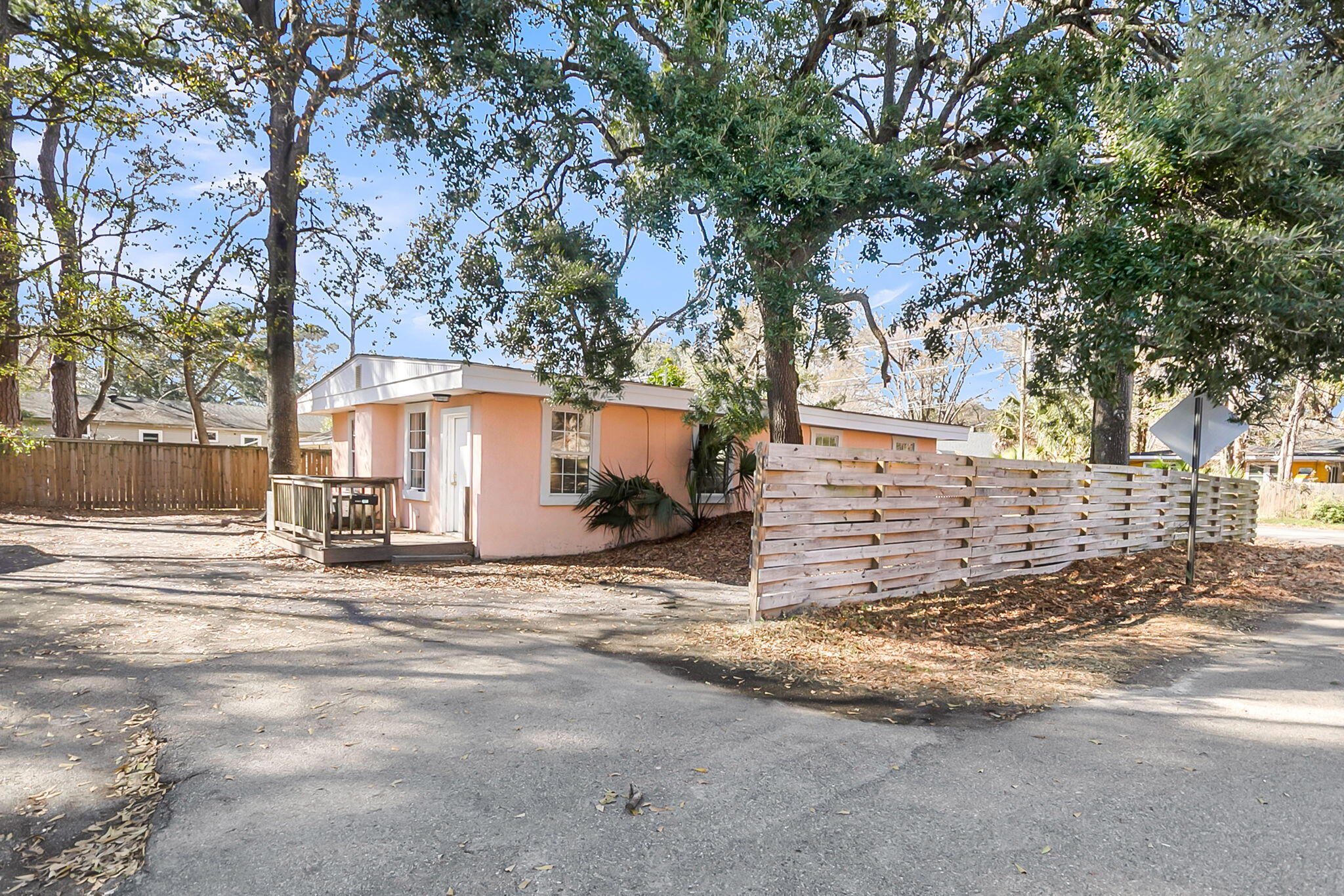 1507 Evergreen Street