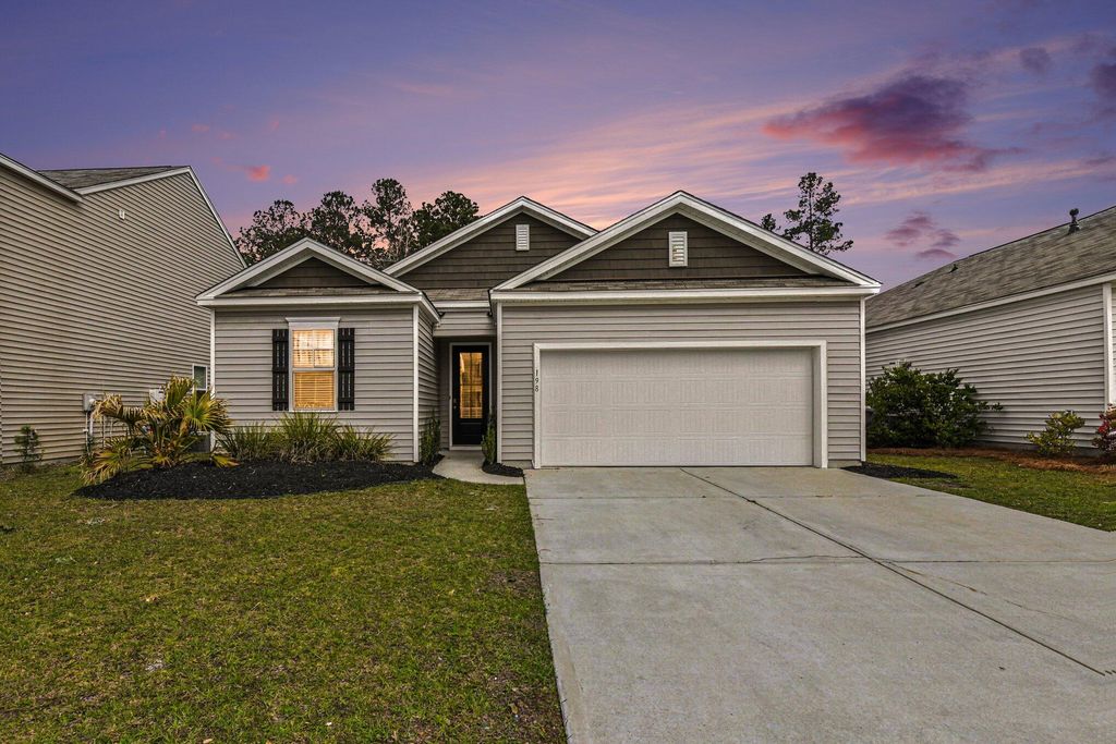 Photo of 198 Greenwich Drive, Summerville, SC 29486 (MLS # 26008609)