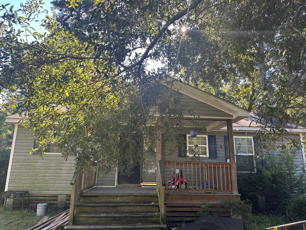 Photo of 2945 Bobo Road, Mount Pleasant, SC 29466 (MLS # 25027984)