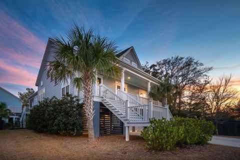 A home in Mount Pleasant