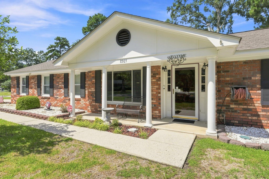 Photo of 8305 Greenridge Road, North Charleston, SC 29406 (MLS # 26024492)