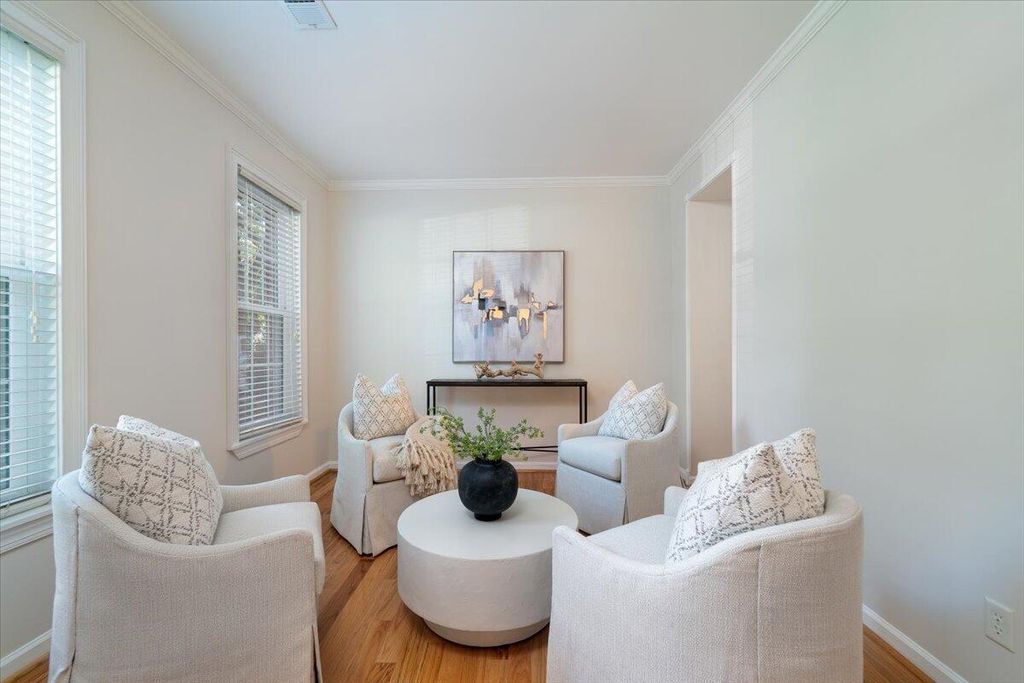 Photo of 1171 W Park View Place, Mount Pleasant, SC 29466 (MLS # 25028508)