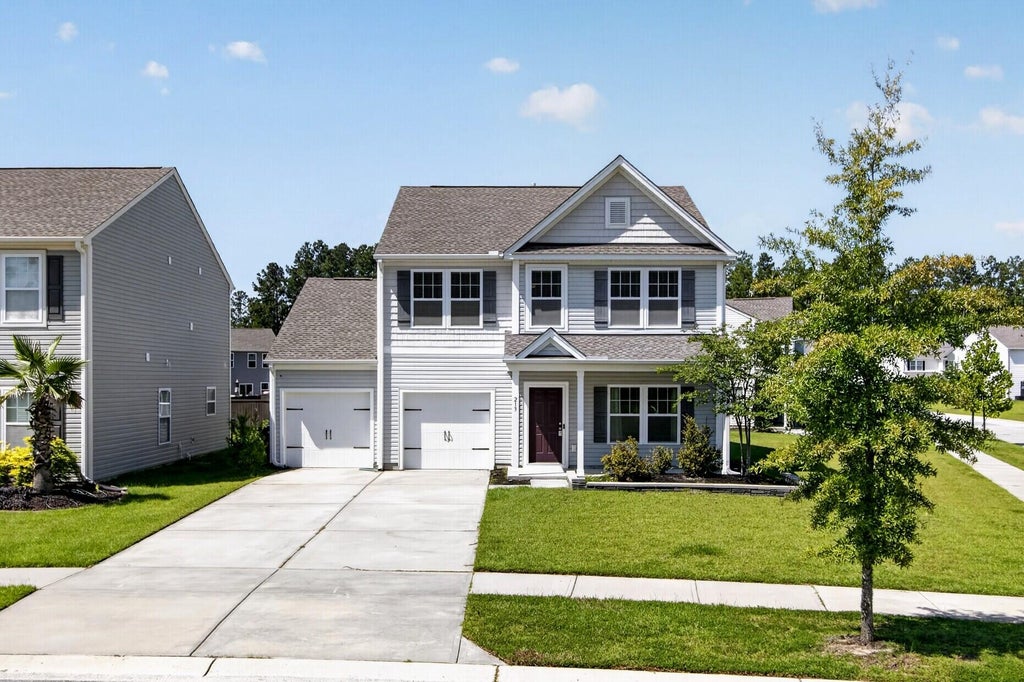 Photo of 213 Godwit Drive, Summerville, SC 29486 (MLS # 26026050)