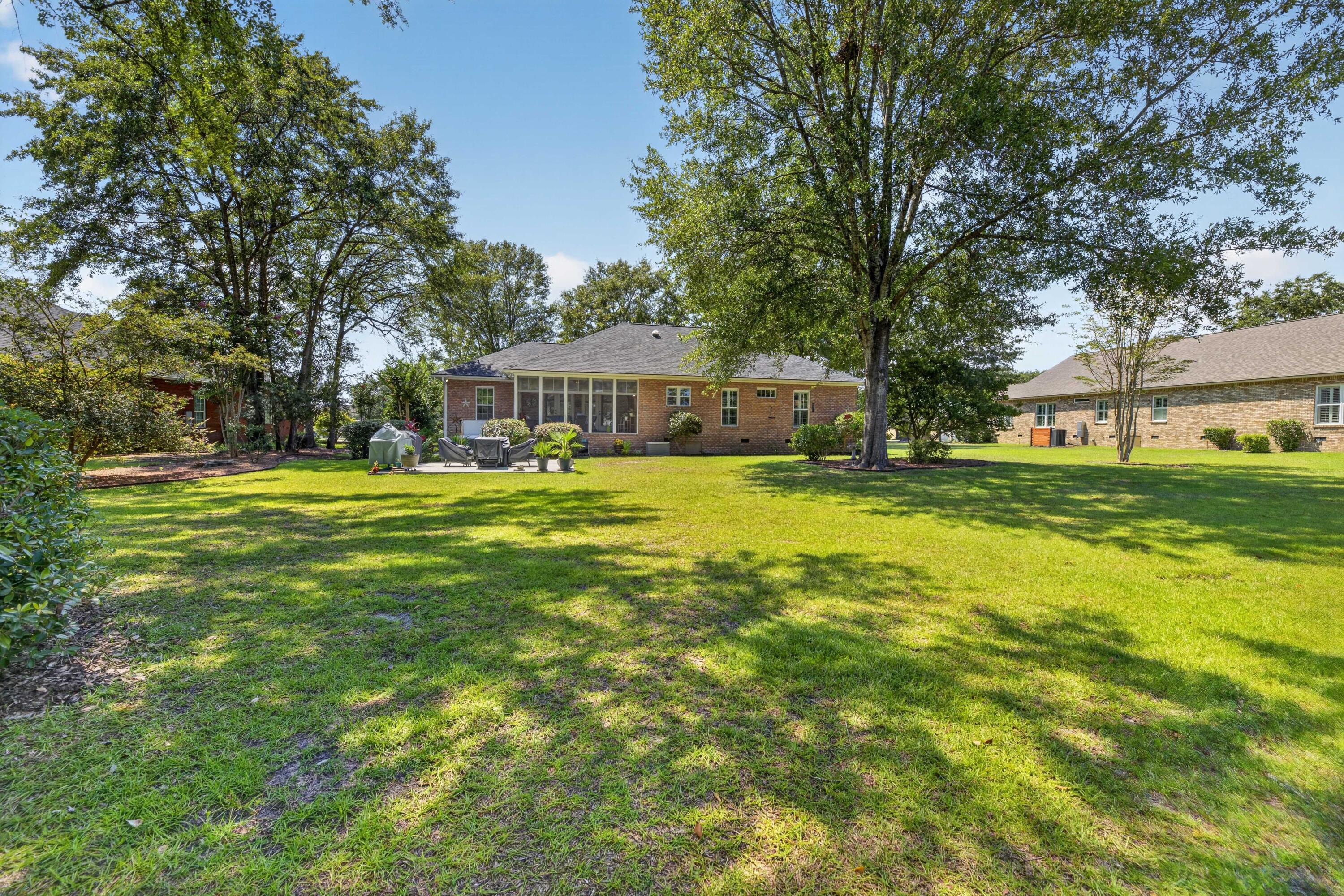 6 Lake Arbu Drive