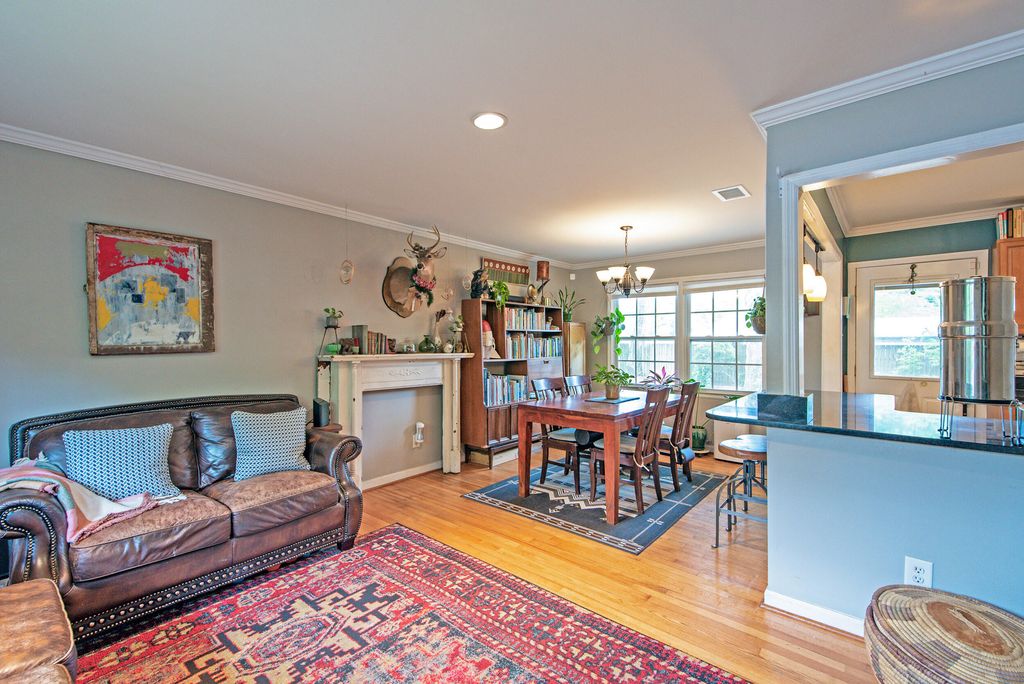 Photo of 663 Harbor View Road, Charleston, SC 29412 (MLS # 26014191)
