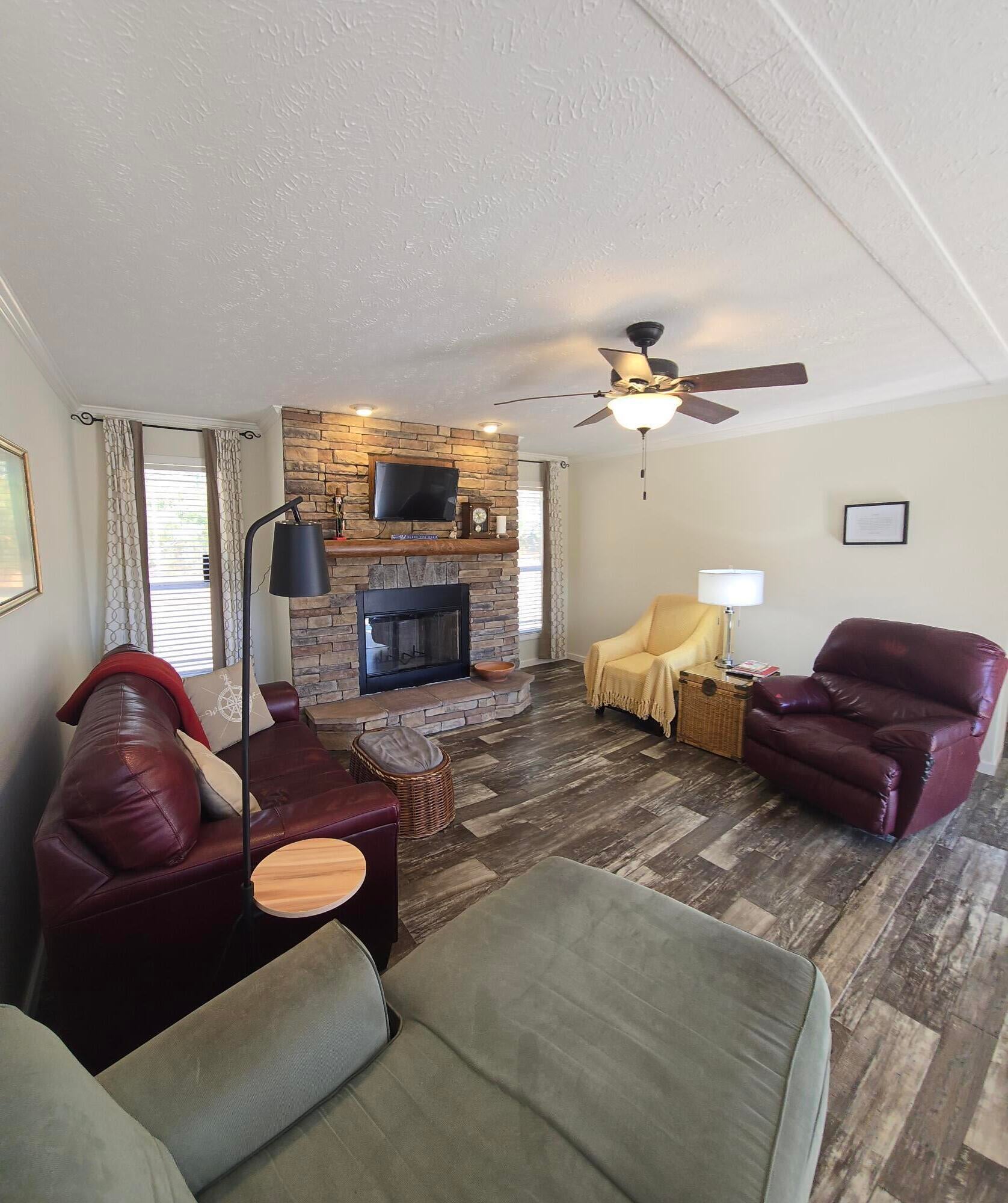 1792-B Breezy Bay Way