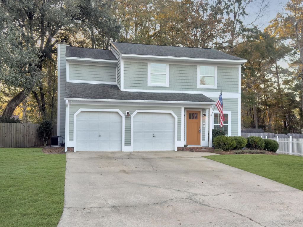 Photo of 205 Bayberry Run, Summerville, SC 29485 (MLS # 25031546)