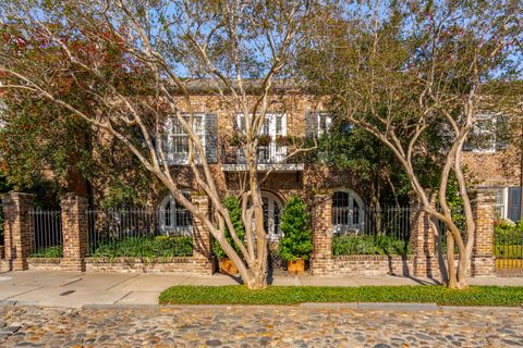 10 S Adgers Wharf Charleston SC 29401