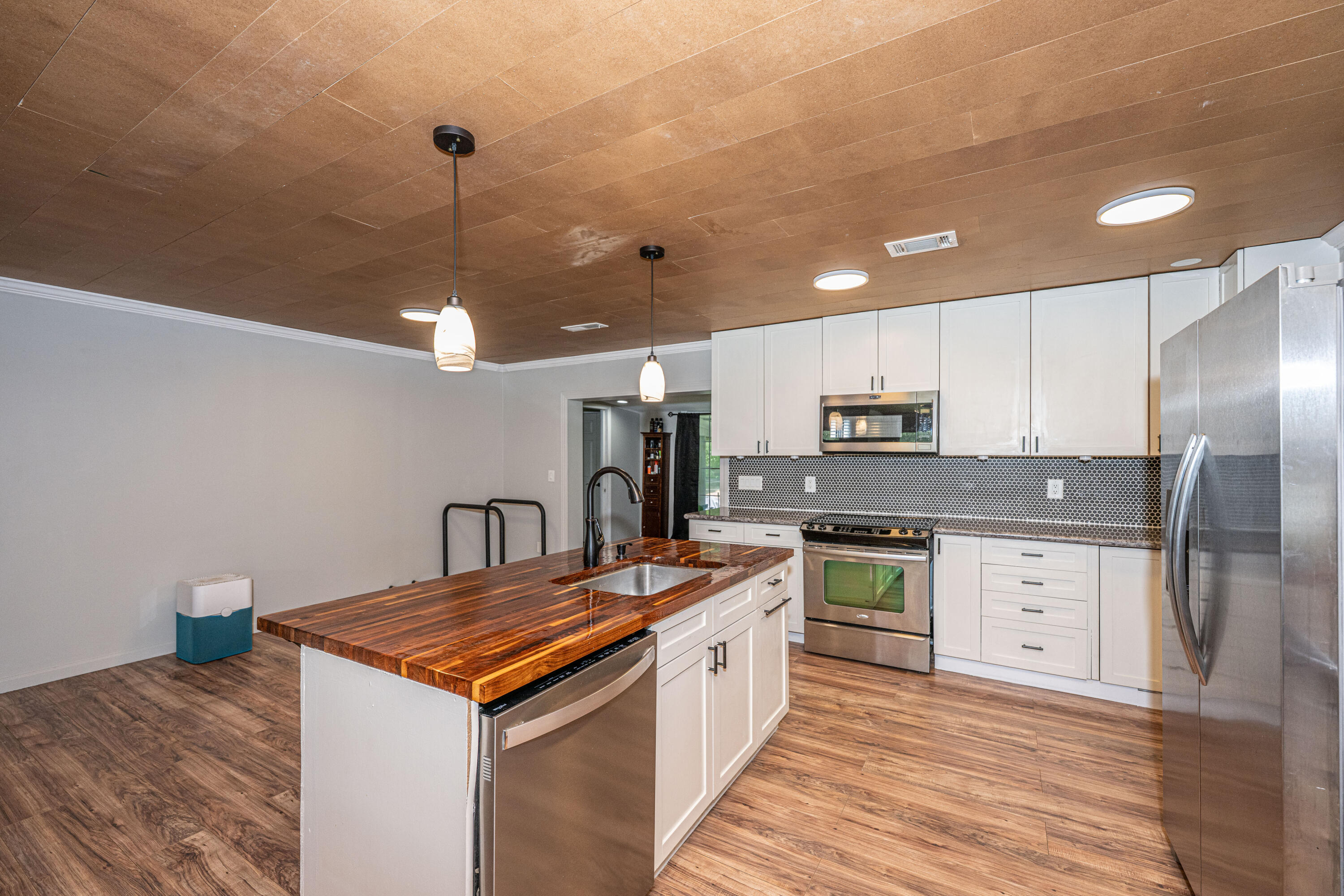 1917 Piper Drive