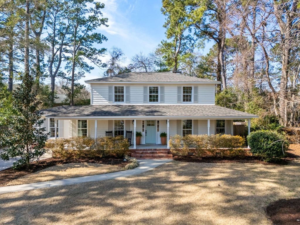 Photo of 743 Gypsy Lane, Mount Pleasant, SC 29464 (MLS # 26003896)