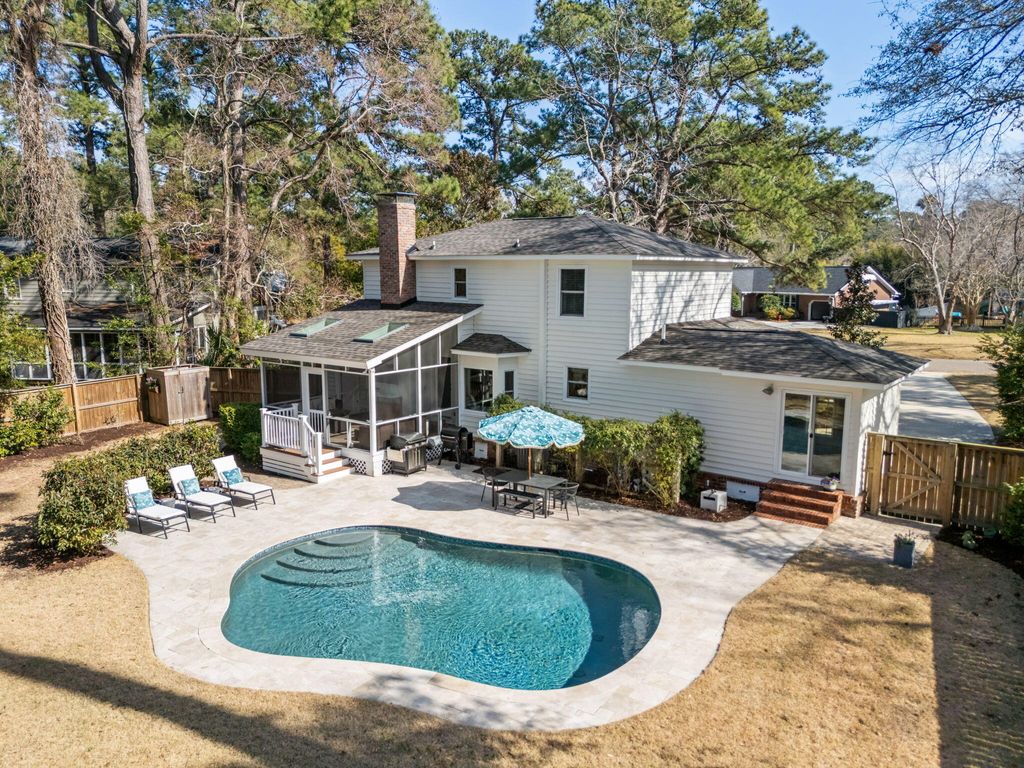 Photo of 743 Gypsy Lane, Mount Pleasant, SC 29464 (MLS # 26003896)