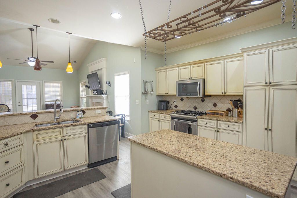 Photo of 110 Winslow Lane, Summerville, SC 29485 (MLS # 26000057)