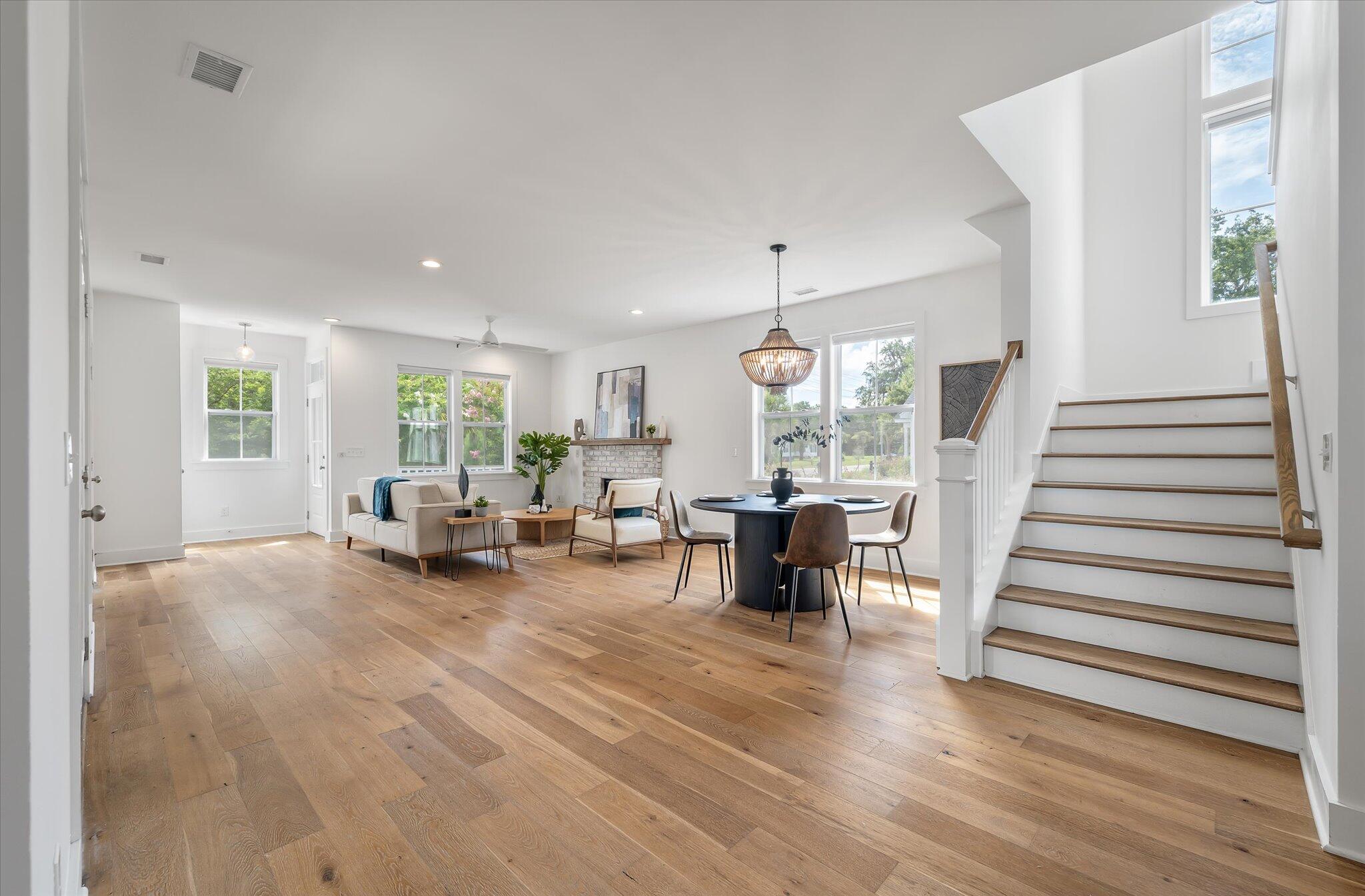 1341 Hamlin Road