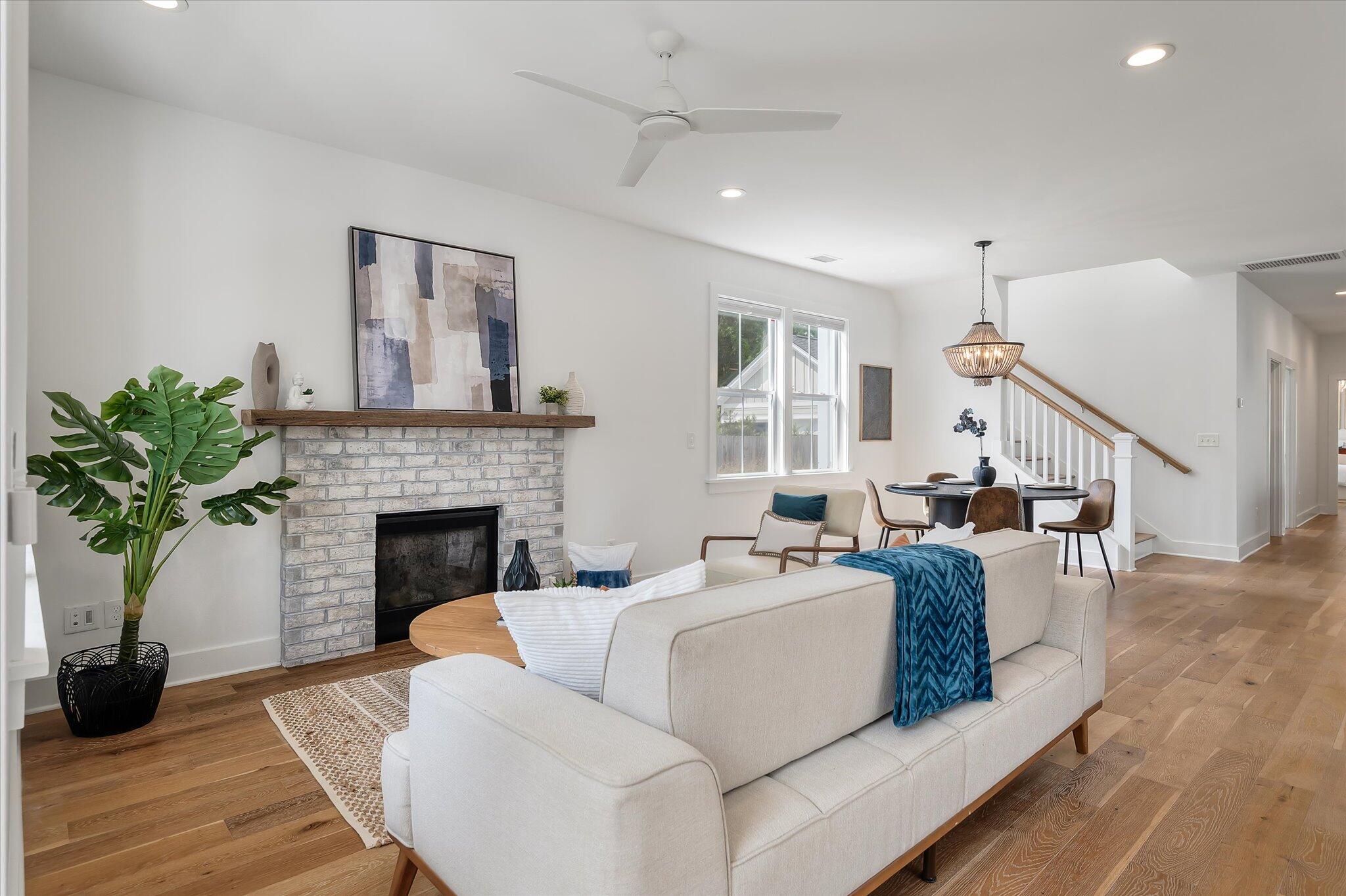 1341 Hamlin Road