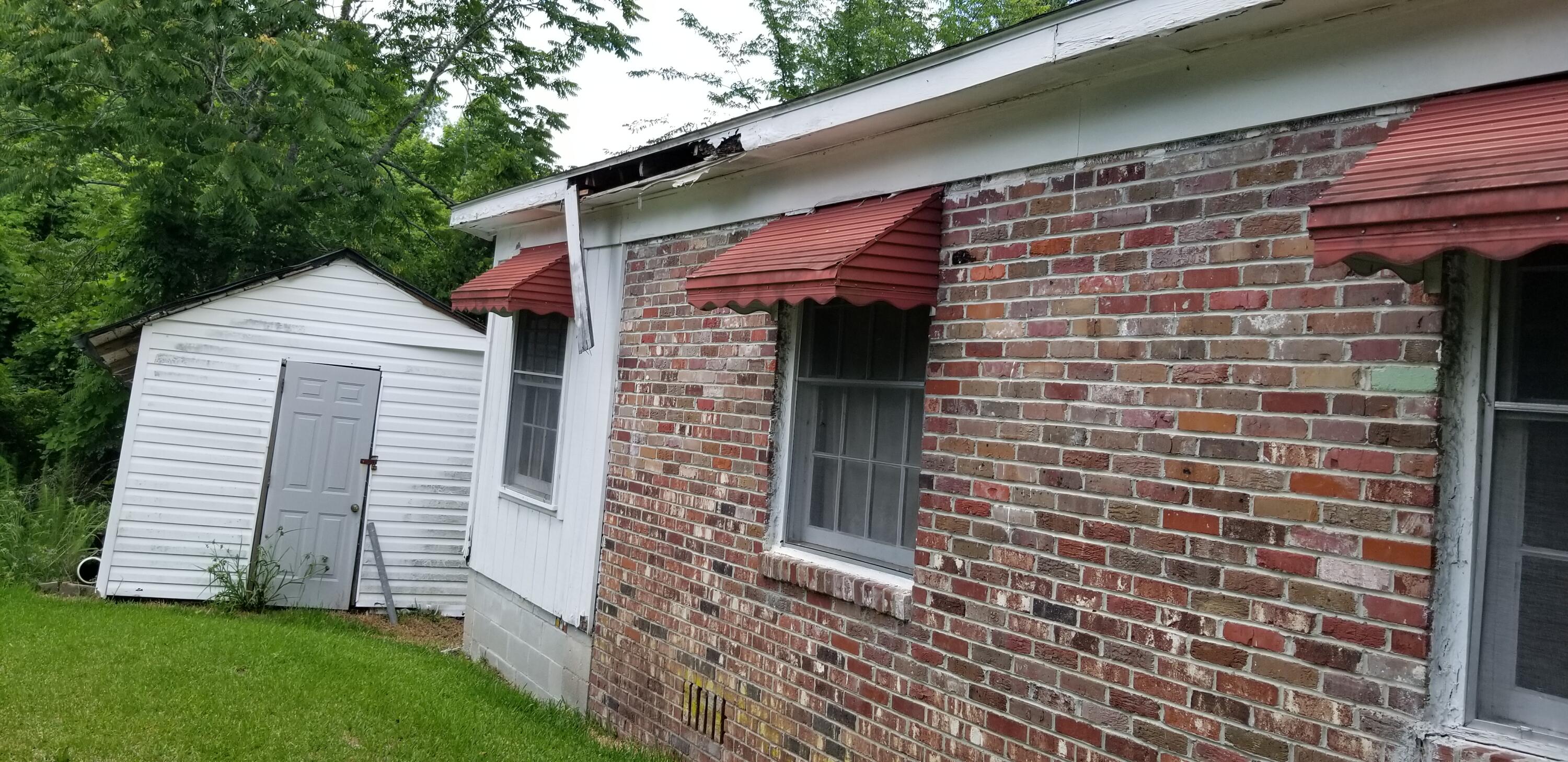 215 Colleton Loop