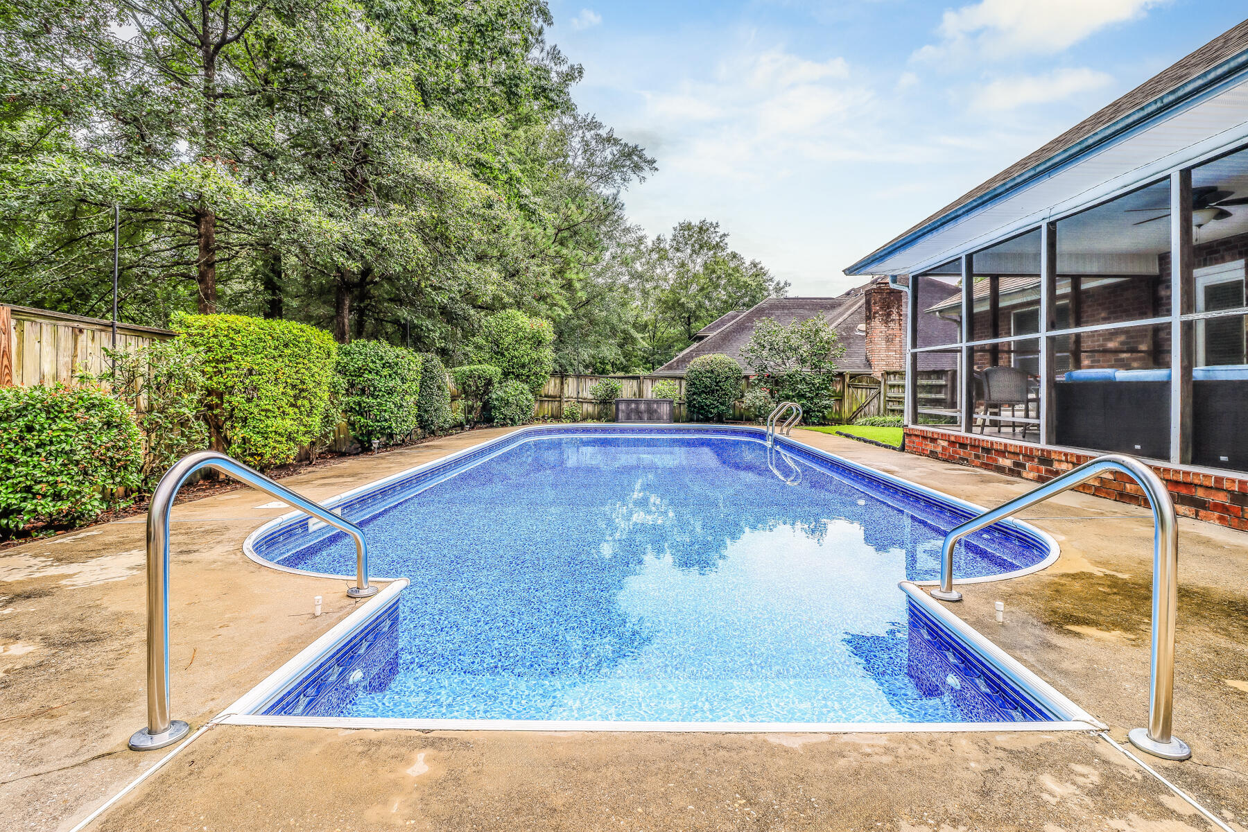 108 Dresden Drive