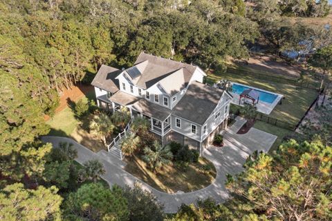 A home in Mount Pleasant