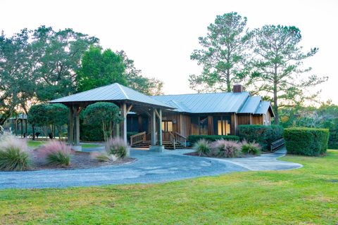 A home in Mount Pleasant