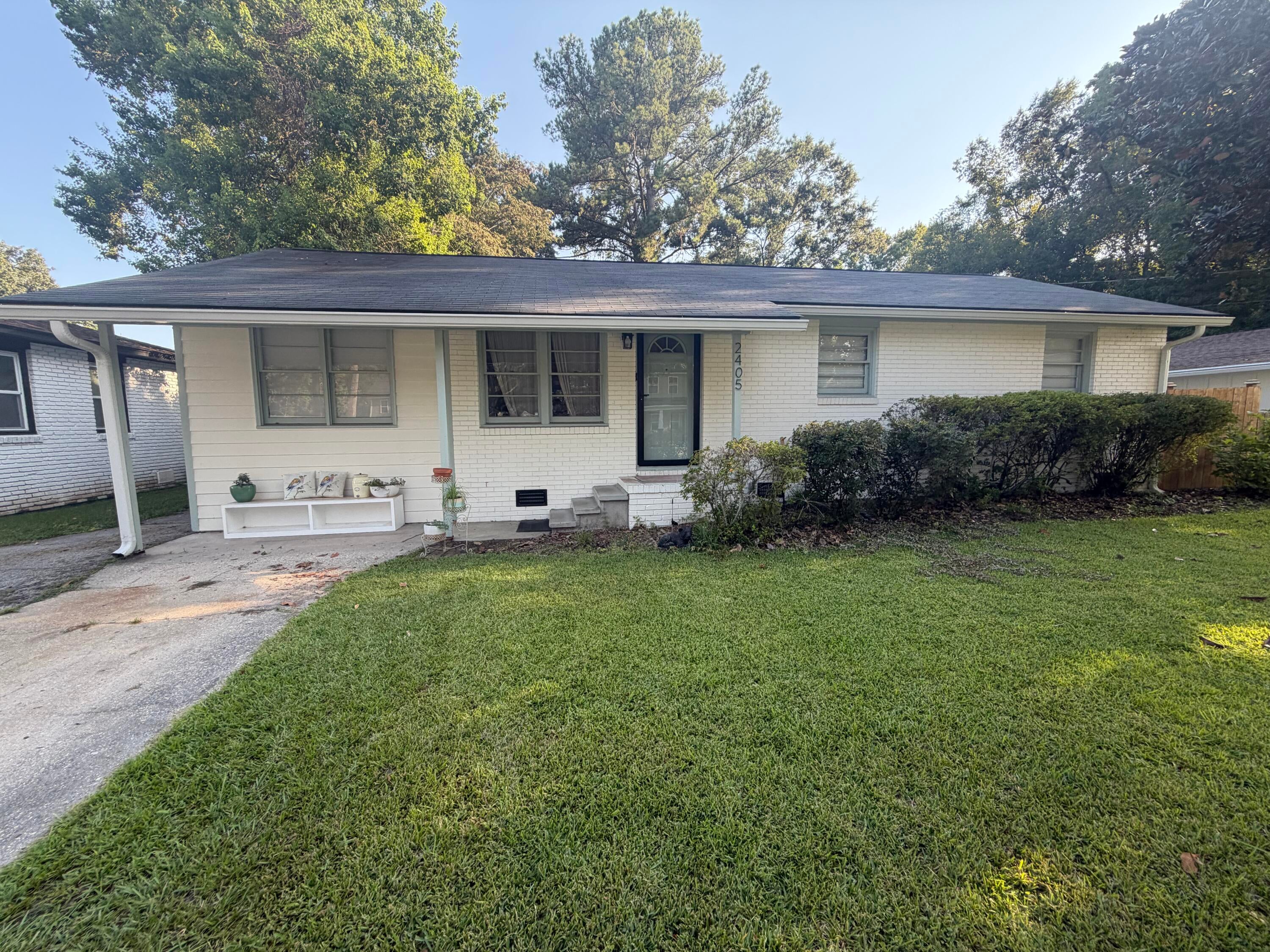 2405 Lantern Street