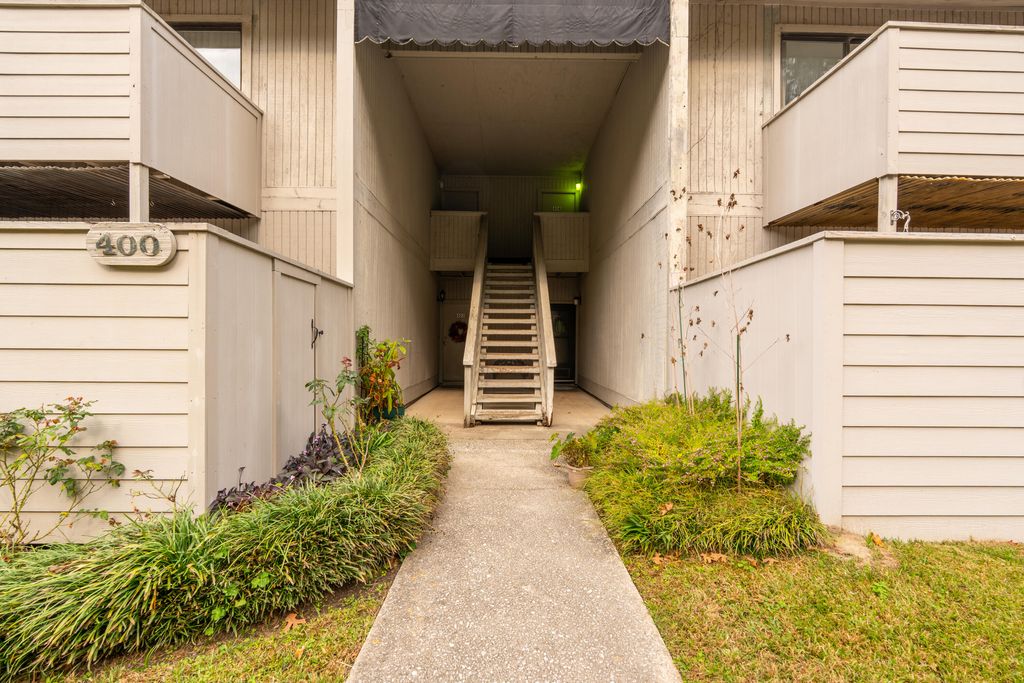 Photo of 406 Waterwood Drive, Goose Creek, SC 29445 (MLS # 25031444)