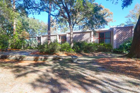 102 Candlelite Path 102,104,106,108 Summerville SC 29483