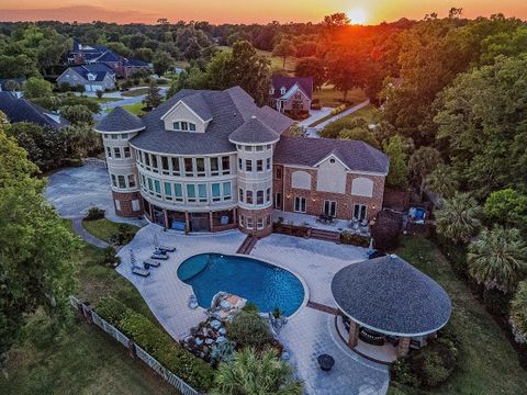 4202 Links Court North Charleston SC 29420