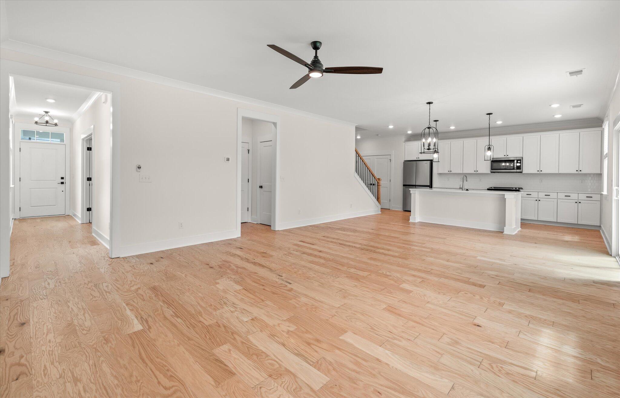 Photo 10 of 21 of 463 Waring Street house