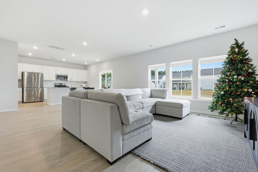 Photo of 1046 Tea Time Drive, Summerville, SC 29485 (MLS # 25031912)