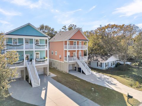 A home in North Charleston