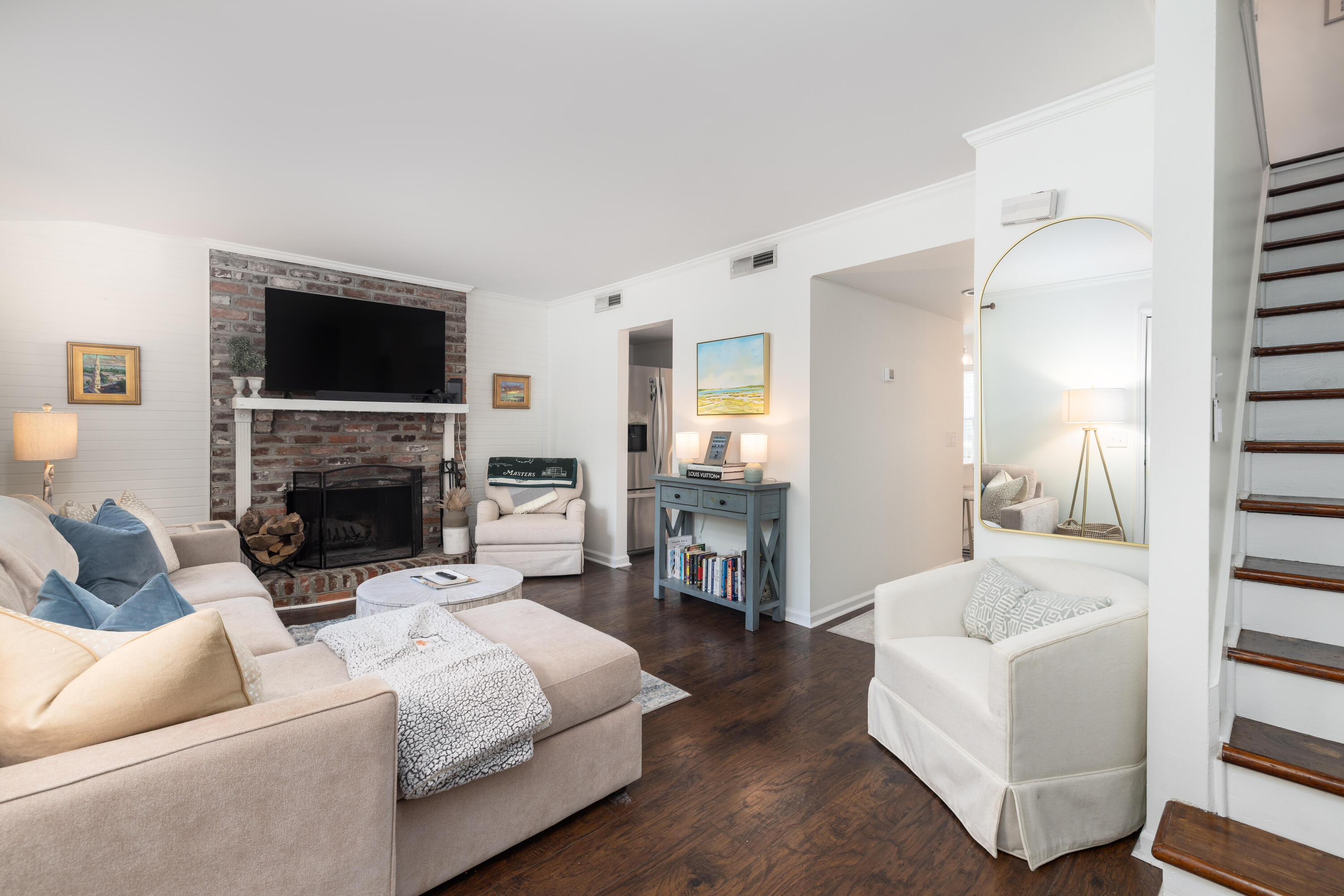 734 Inlet Drive