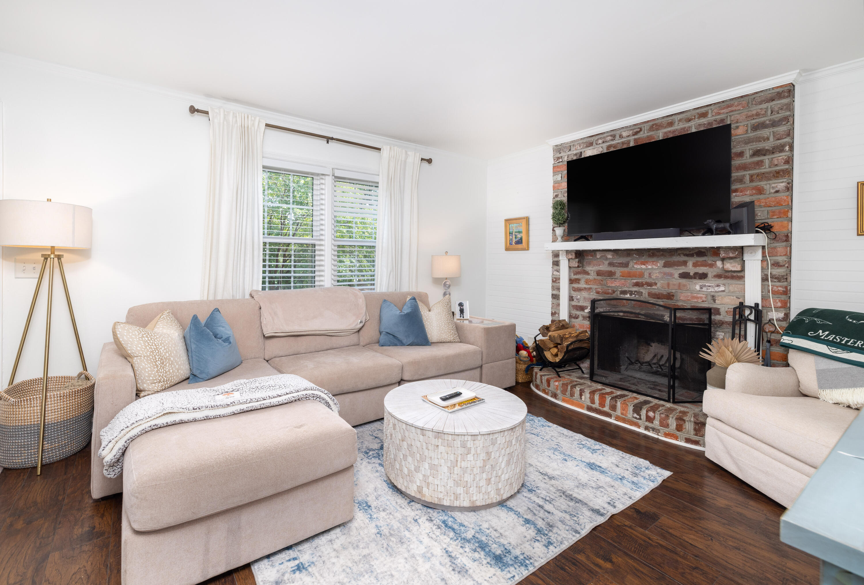734 Inlet Drive
