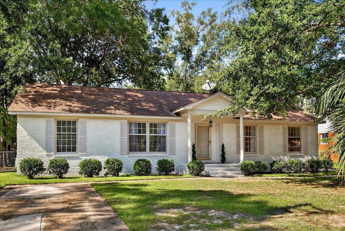 3452 Plaza Lane