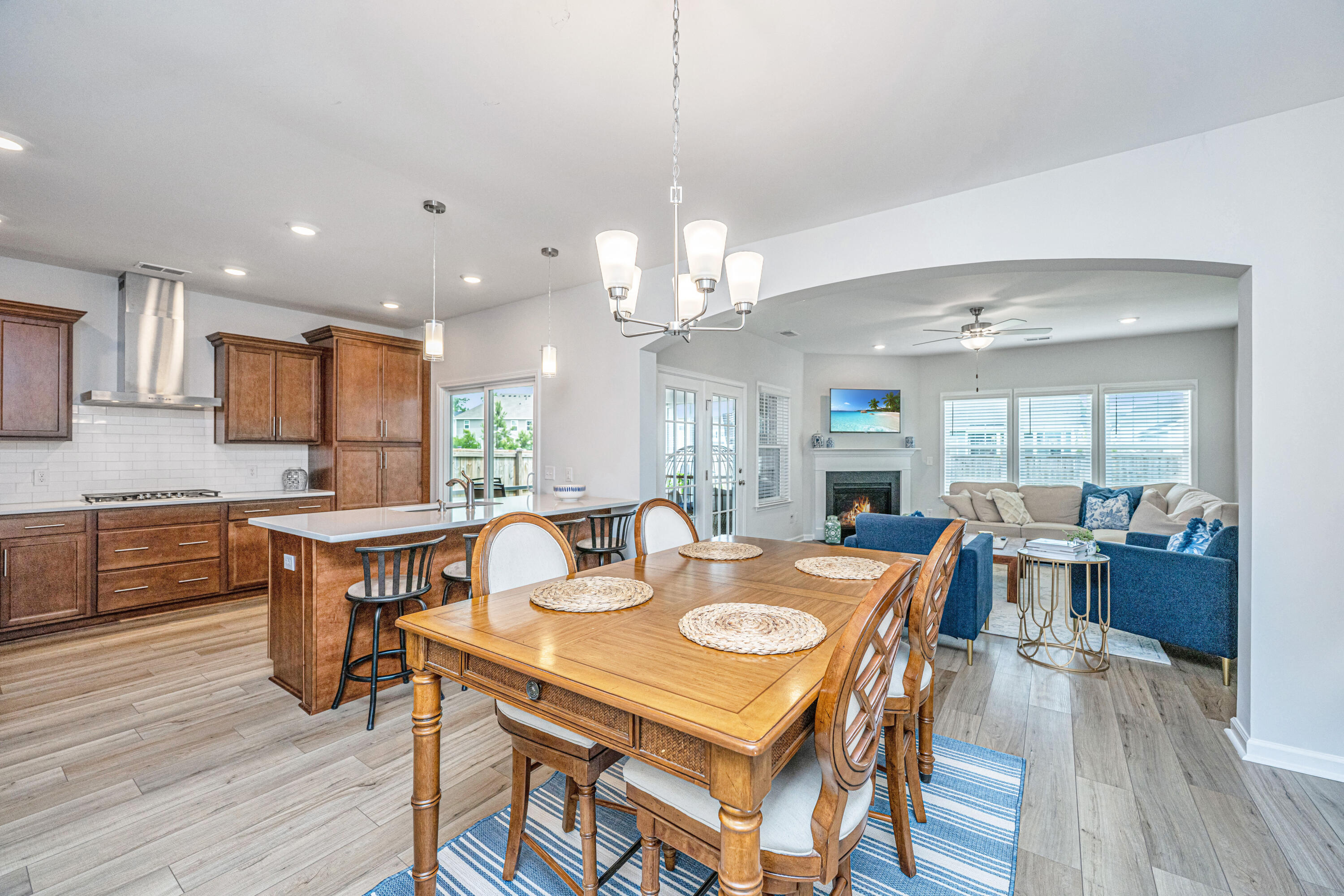 302 Fiddleback Drive