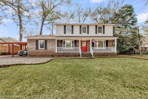 Photo of 621 Fort Johnson Road, Charleston, SC 29412 (MLS # 26025659)