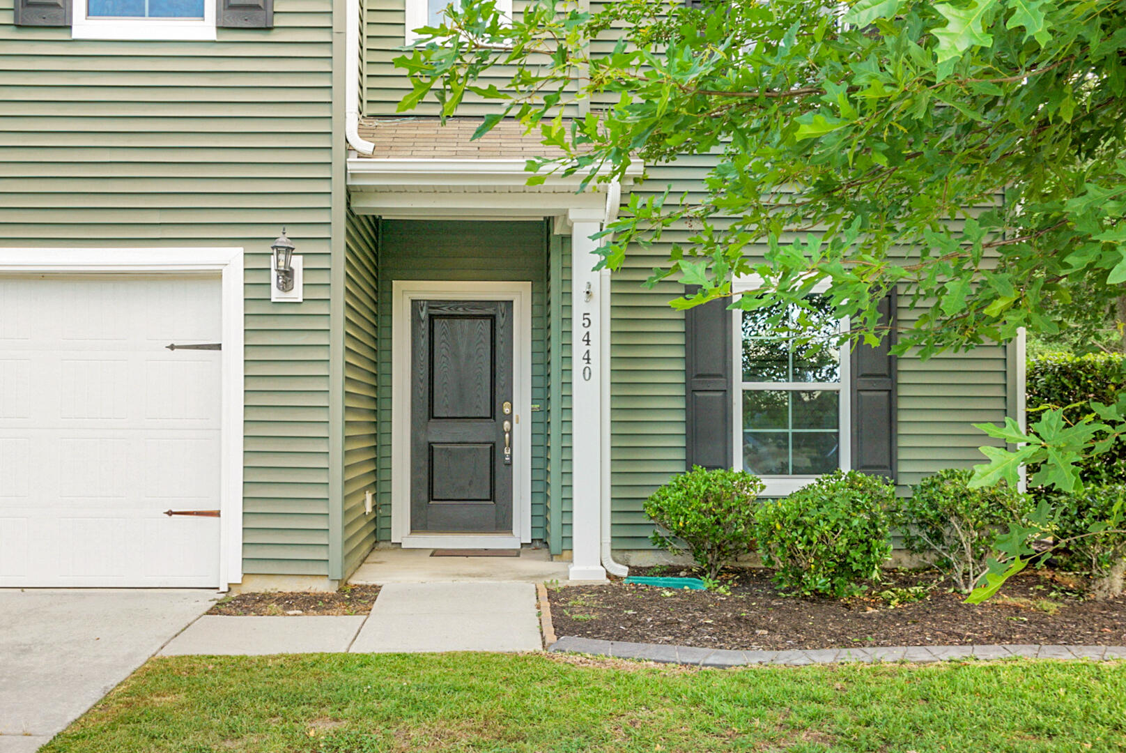 5440 Overland Trail