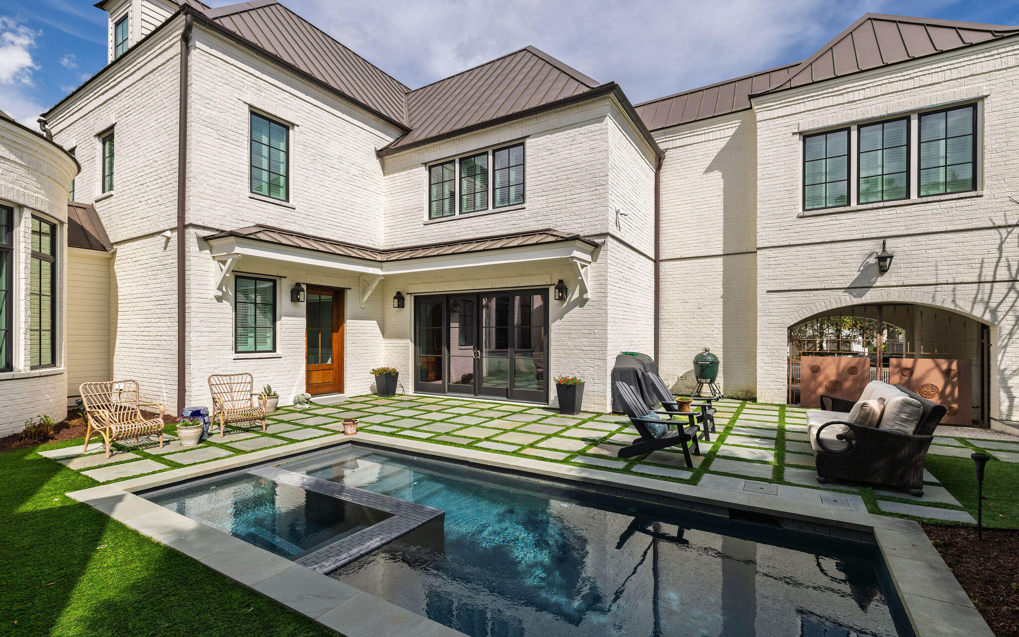 48 Robert Mills Circle