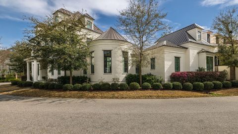 Photo of 48 Robert Mills Circle, Mount Pleasant, SC 29464 (MLS # 26006713)