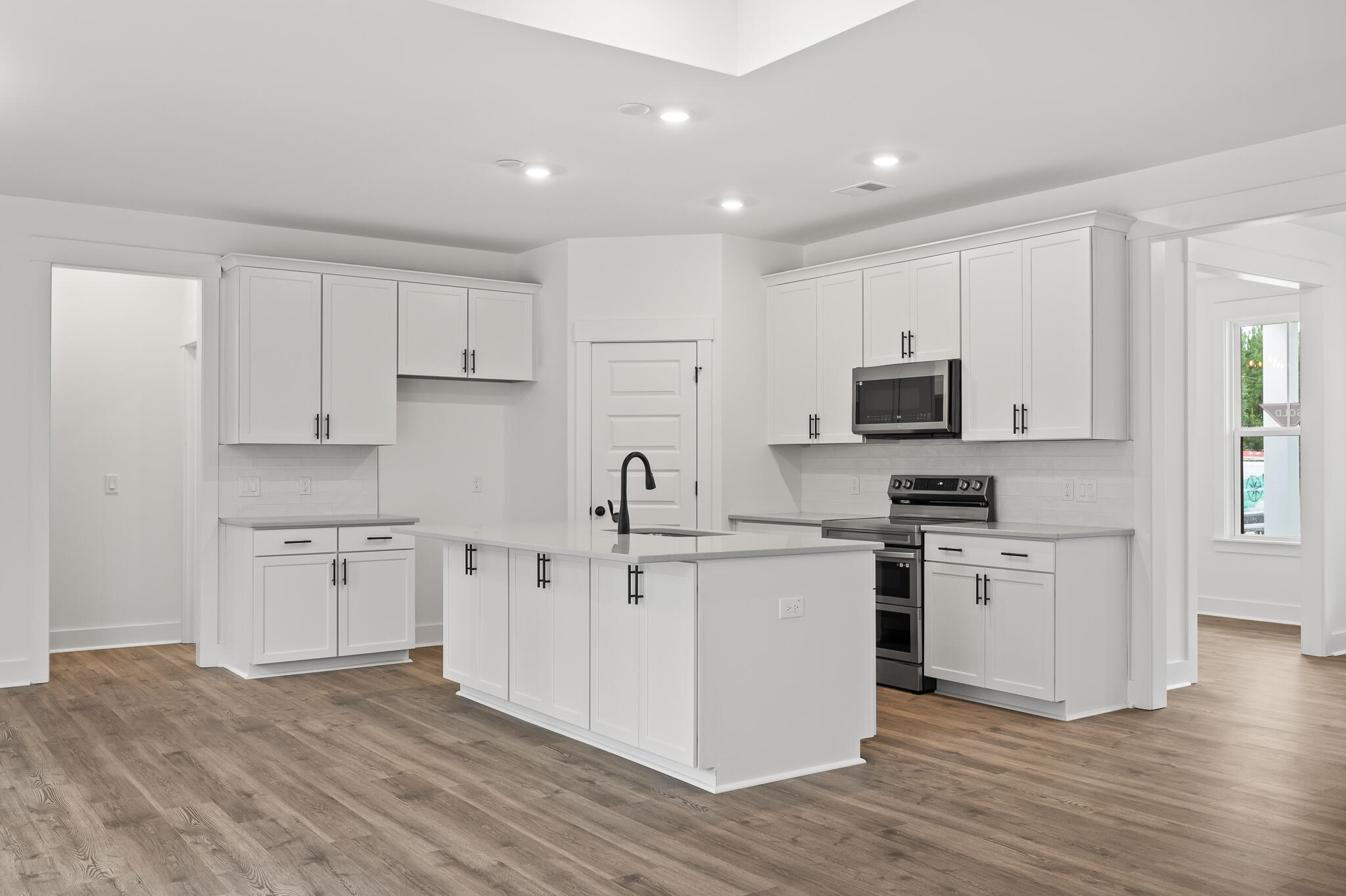 307 Papa Charlie Way