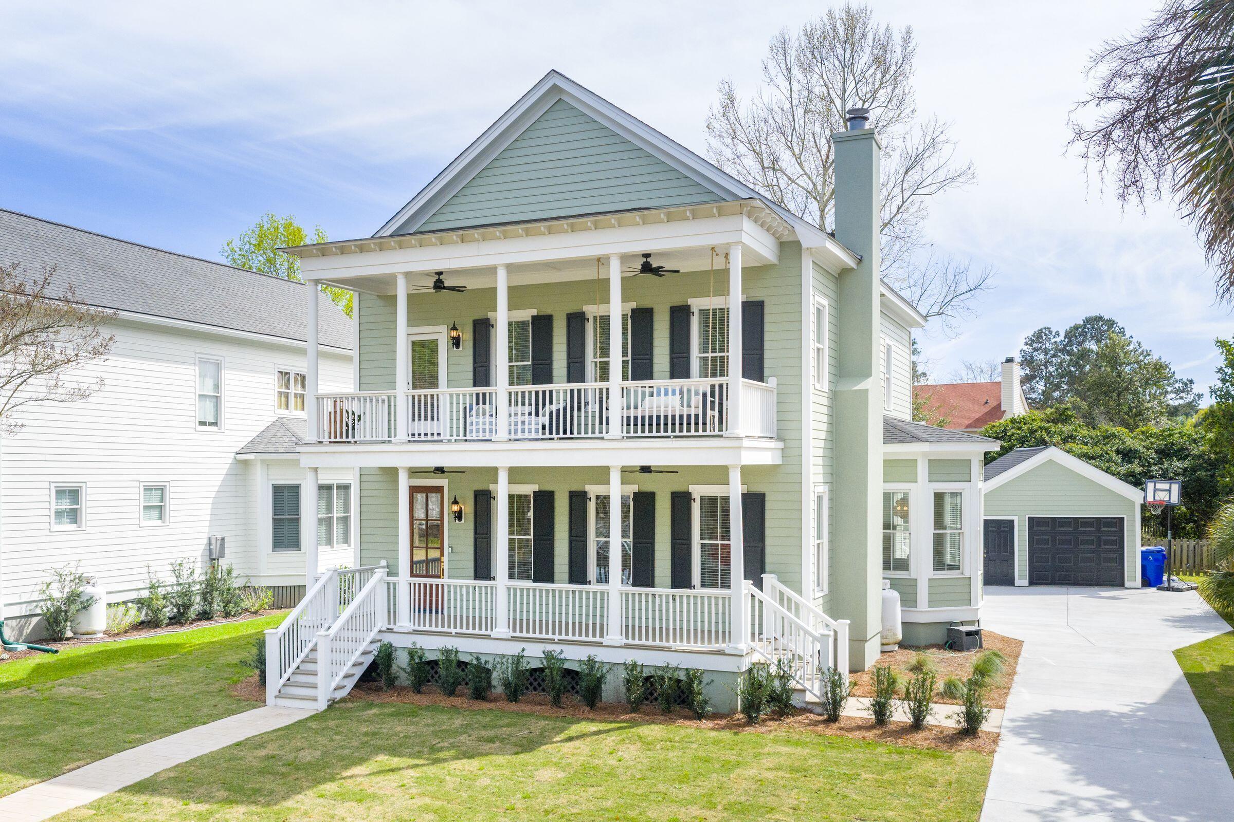 832 Tupelo Bay Drive