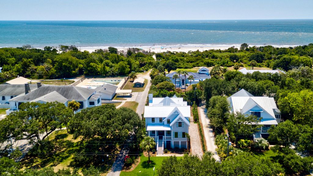 Photo of 1727 Atlantic Avenue, Sullivans Island, SC 29482 (MLS # 25018268)